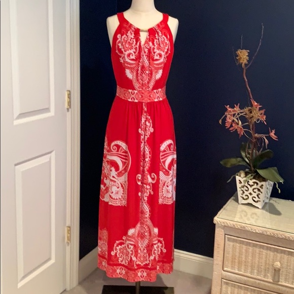 Dress - Picture 1 of 5